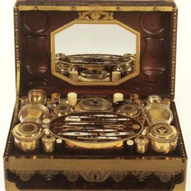 Martin-Guillame Biennais (1764-1843), Nécessaire della Duchessa d??Otranto, avorio, argento dorato, ebano, oro, 1815